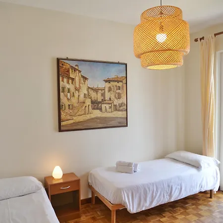 Nonna Olimpia - Trilocale Con Posto Auto Vicino Apartament
