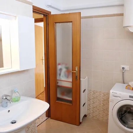 Nonna Olimpia - Trilocale Con Posto Auto Vicino Apartament Grado
