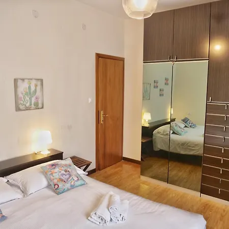 Nonna Olimpia - Trilocale Con Posto Auto Vicino Apartament Grado